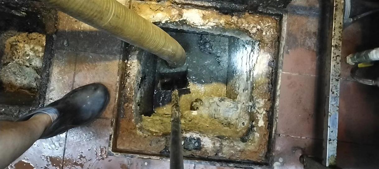文县污水池清理一般都有毒气，怎么预防中毒呢？